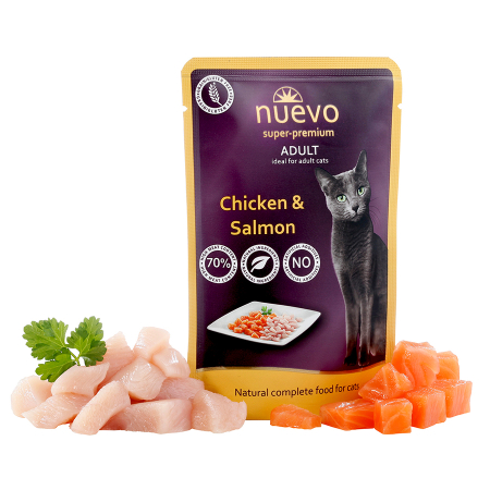 Nuevo Fel Adult Salmon & Chicken Pouch