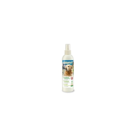 Natural insect repellent with citronella for dogs